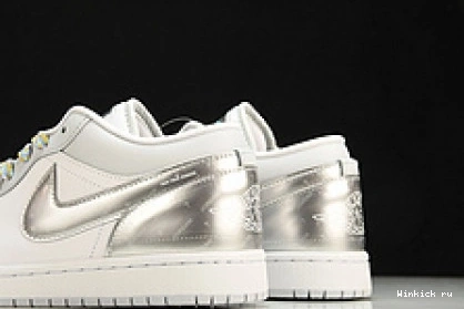 Low Jordan 1 Tear Silver SE Away 0911